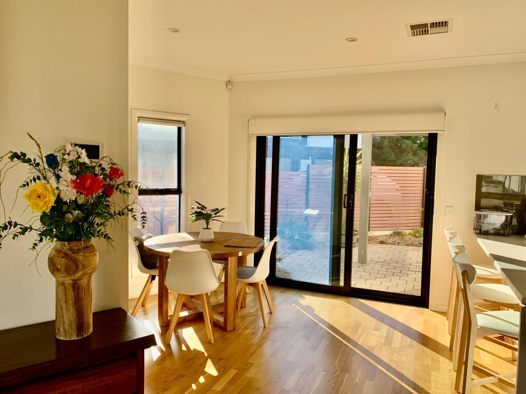 Luxurious Homestay Woodville South